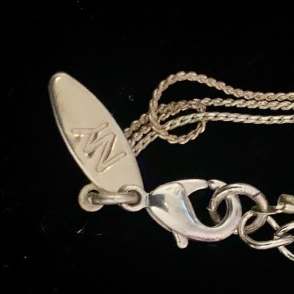 Costume jewelry in gold and silver tones - Picture 2 of 3